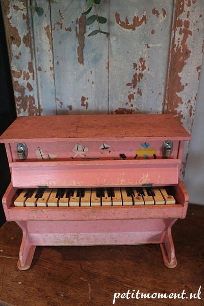 Roze piano